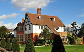 Greenwoods Hotel & Spa